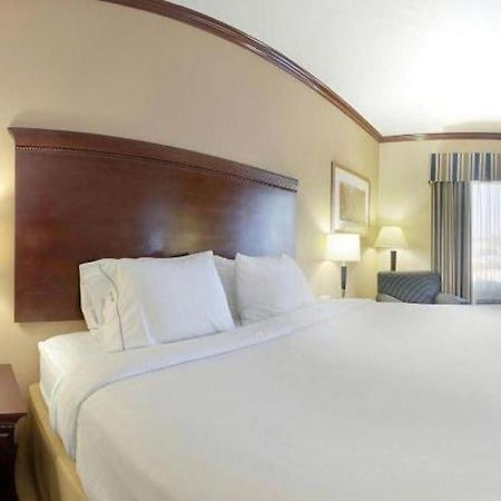 Holiday Inn Express Hotel And Suites Falfurrias Экстерьер фото
